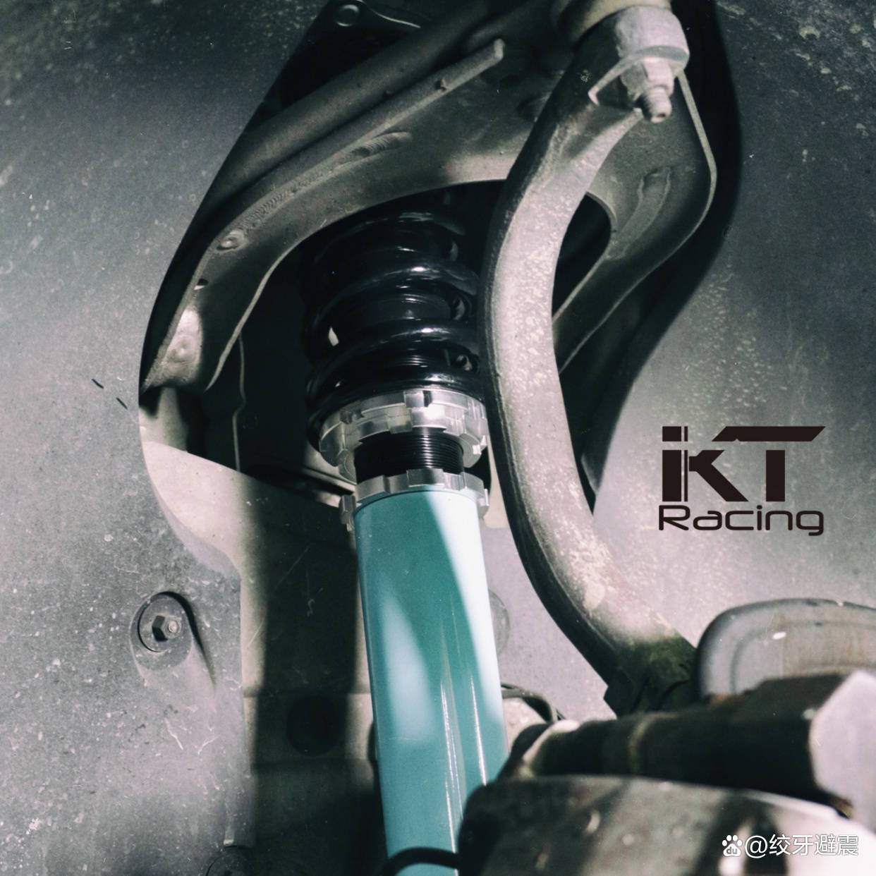 蕴藏姿态 奔驰s205改装kt绞牙避震案例