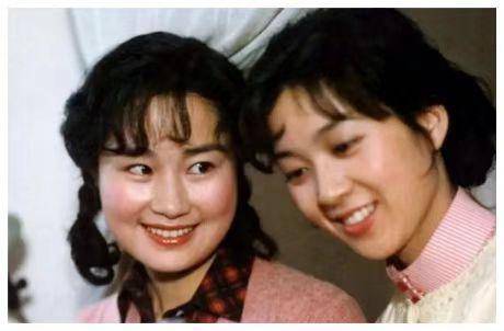 她38岁出演《西游记》,媚骨天成不输女儿国王,69岁客死他乡_詹萍萍