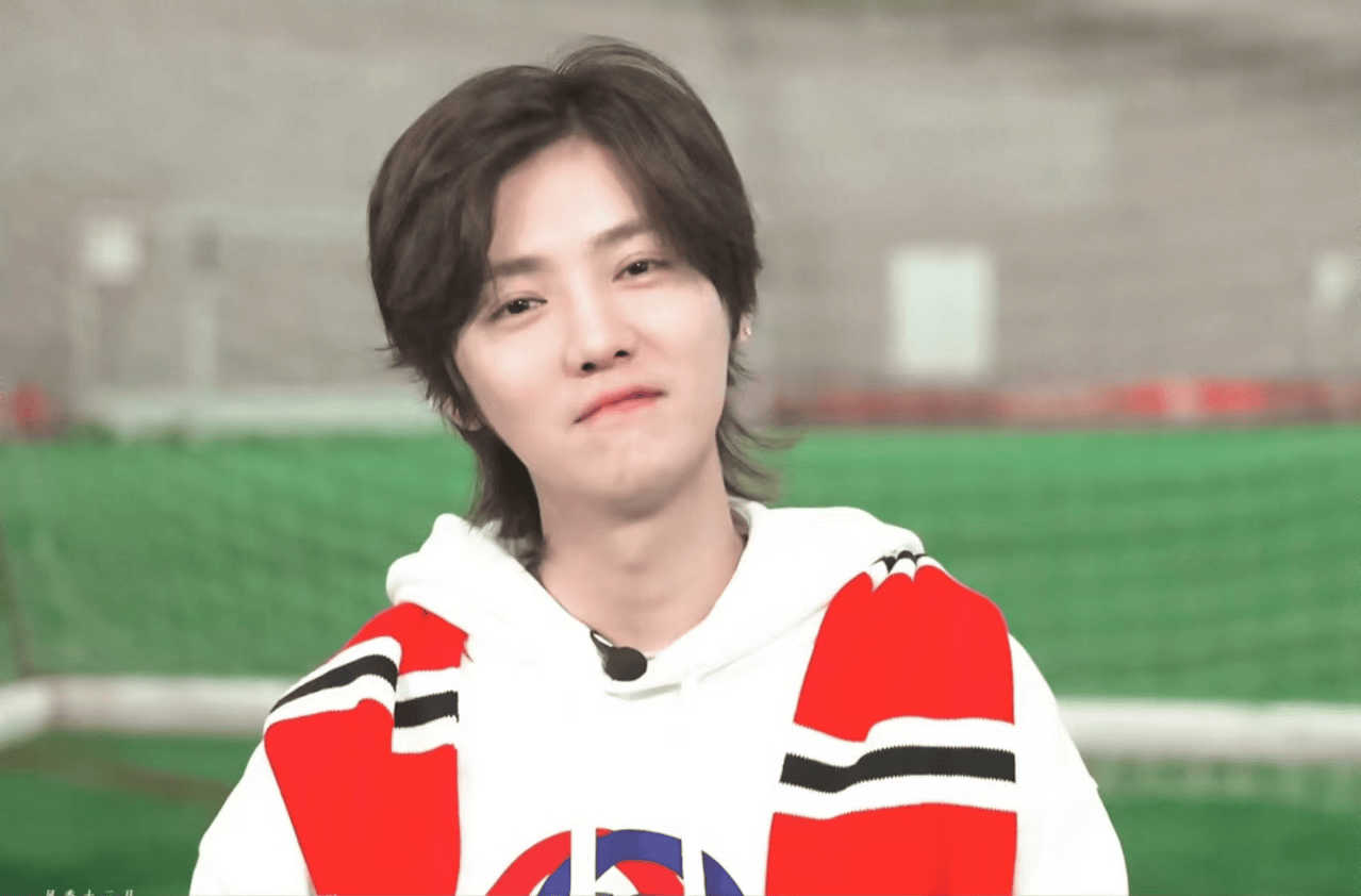 男星别乱留长发!将肖战鹿晗朱一龙放一起,差距一目了然