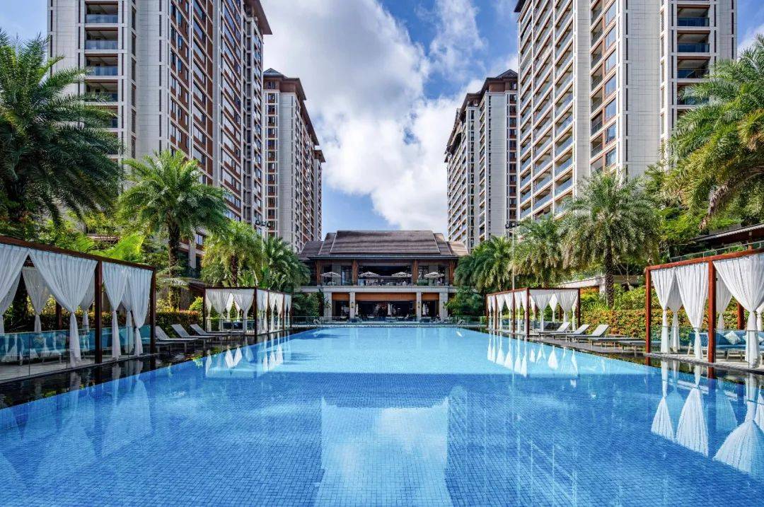 西双版纳绿城春江明月公交线路开始运行,就在家门口,更方便了