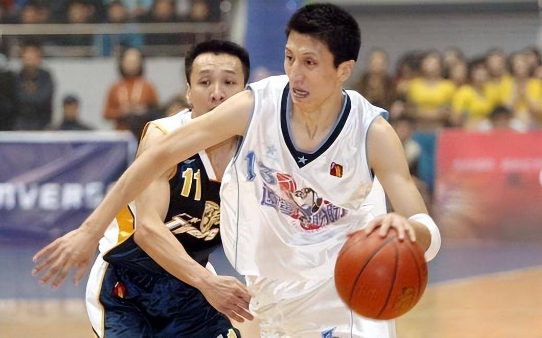 吴庆龙,吴乃群,李晓勇等一众实力派球员正值巅峰时期,年轻的郭士强