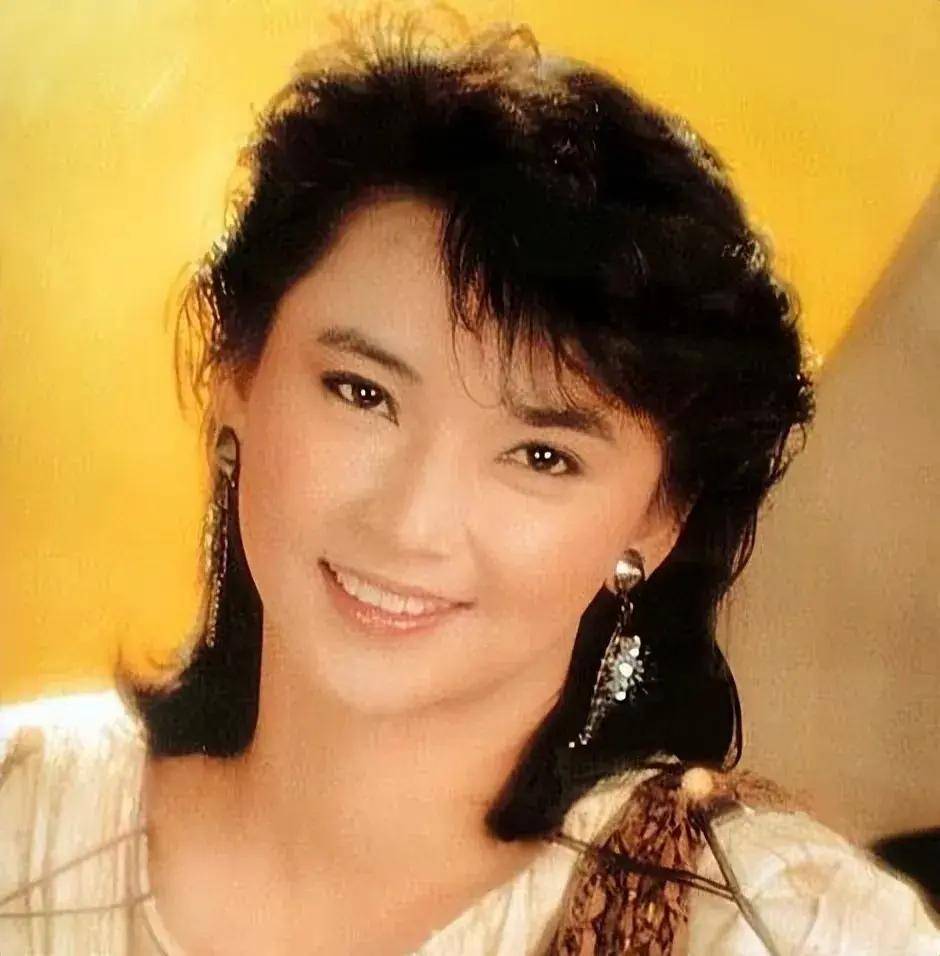 胡慧中:66岁美得像35岁,不愧是被誉为"小林青霞"的女神