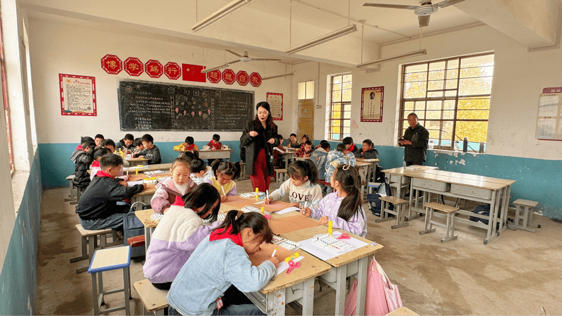 爱心支教 情暖农村——河南省驻马店财经学校开展支教活动