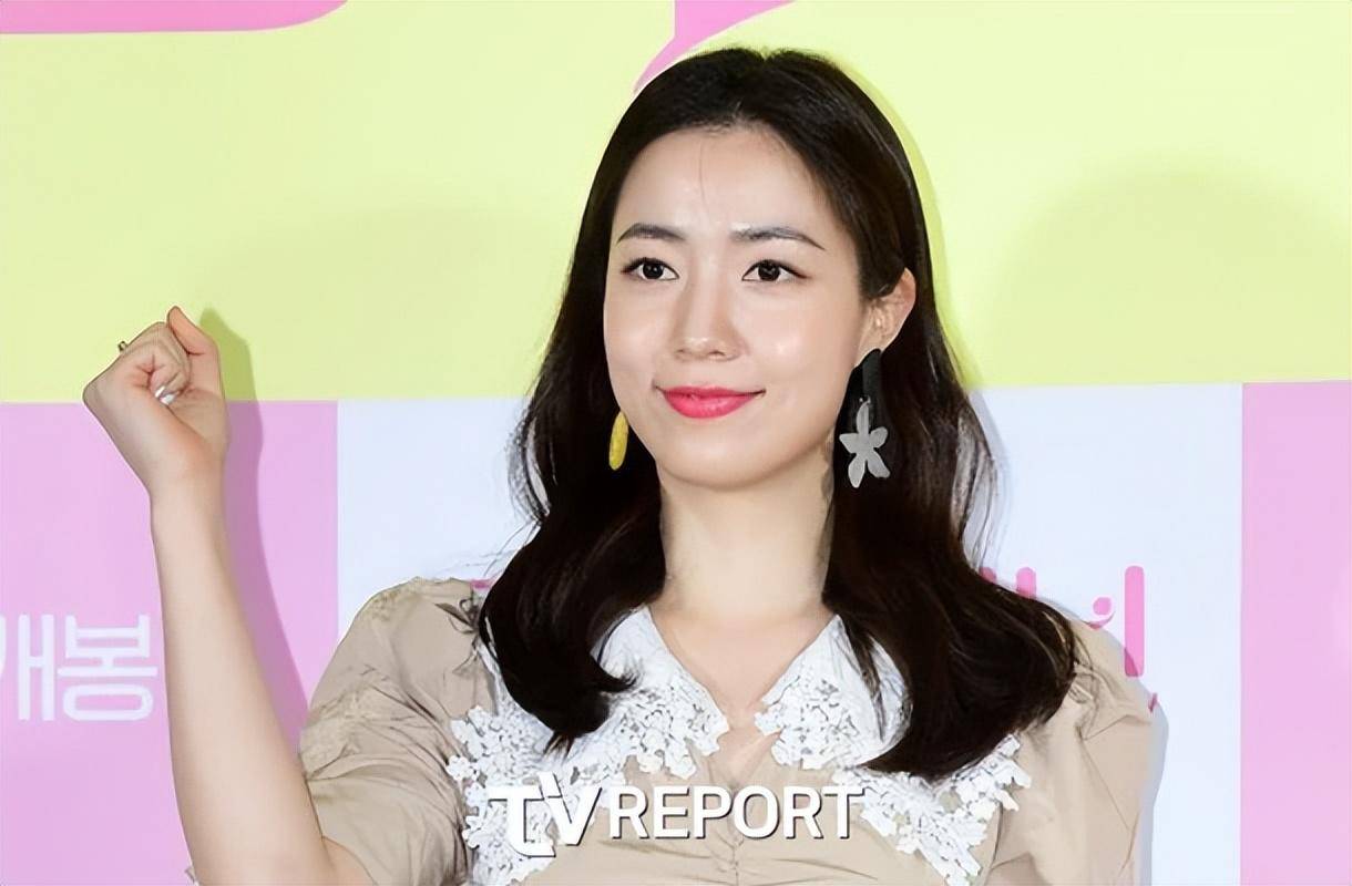 t-ara前成员刘花英,12年后打破沉默,正面反驳前代表金光洙