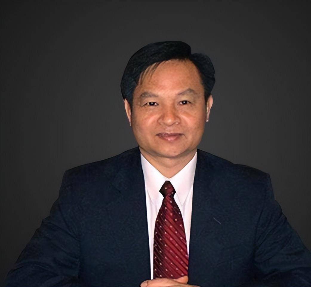 庞康:64岁身家1950亿,带领34人成亿万富豪,却没自己的产品出名!