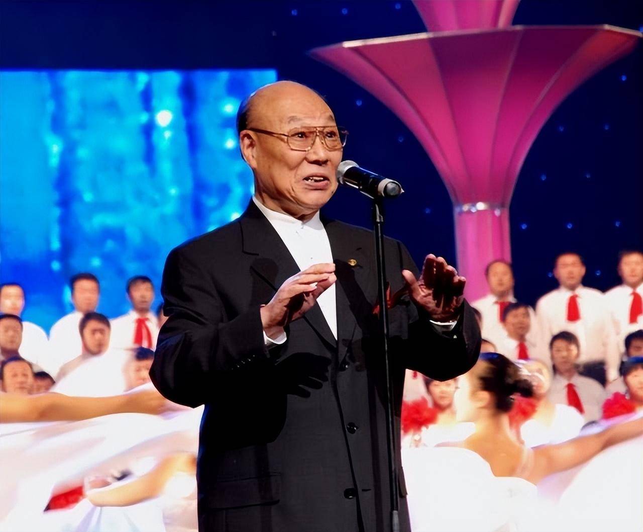 称为"平民歌唱家",曾被批不会唱歌,天津是第二故乡_演出_石油_刘秉义