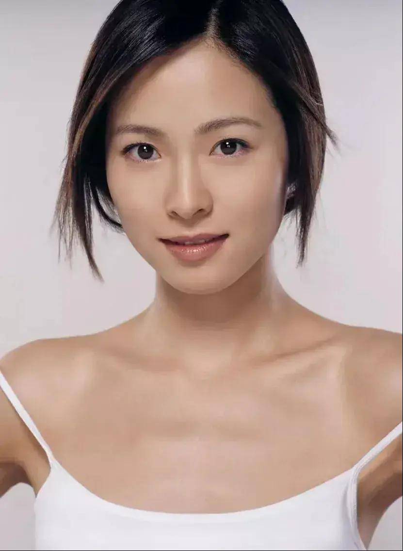 41岁江一燕近照曝光:和婆婆同住,穿秋衣秋裤美翻全网!_生活_摄影_罗红