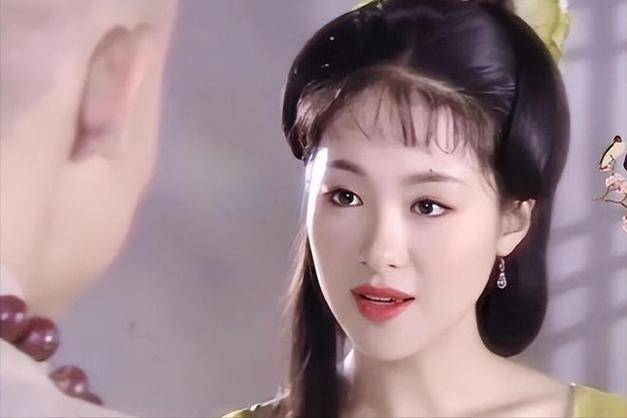 "最美赛西施":沈傲君,年轻时美艳四方,今43岁发福更显端庄