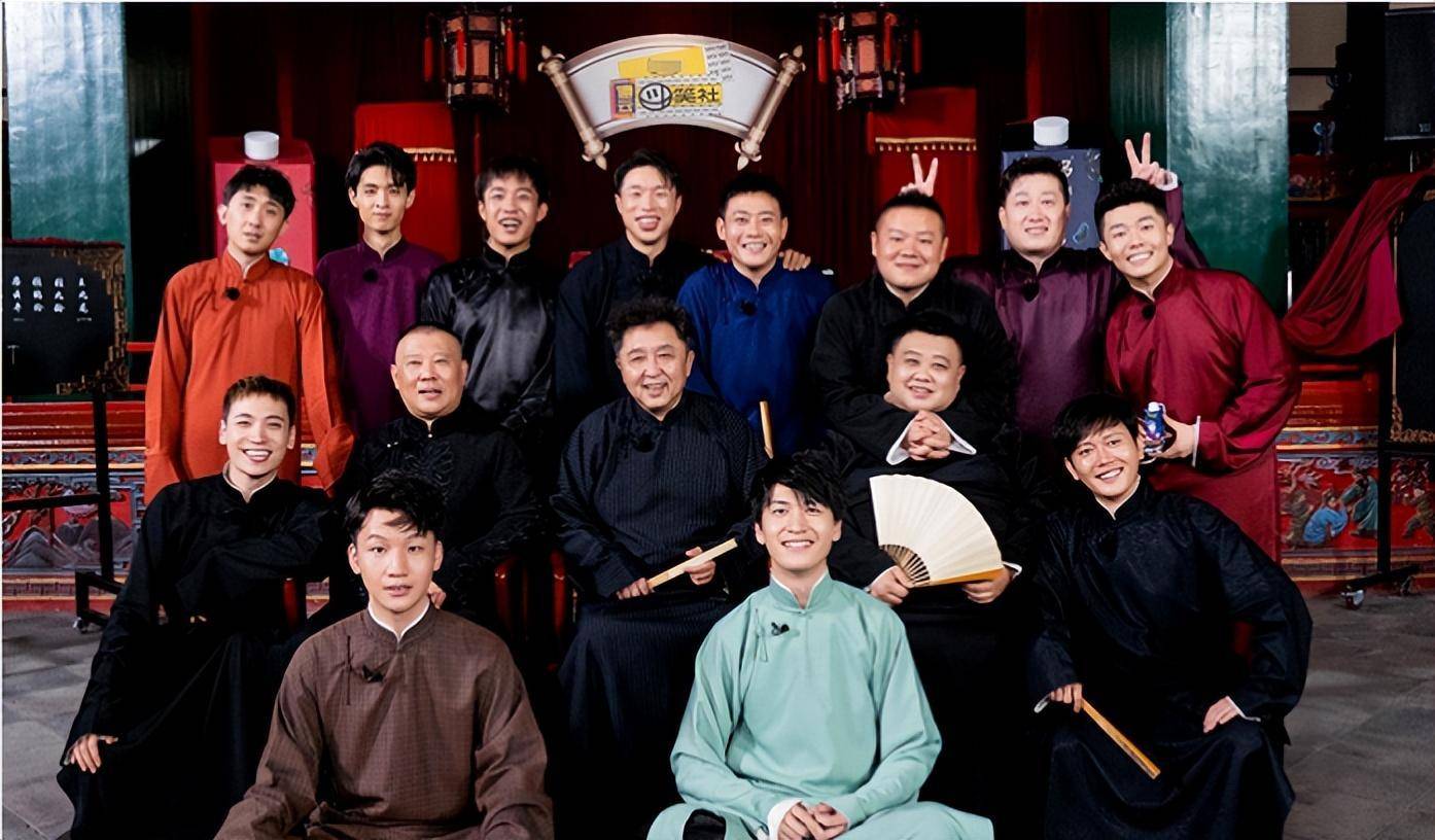 德云社后台挂墙上的"五个老头",地位有多牛?侯耀文都只能垫底