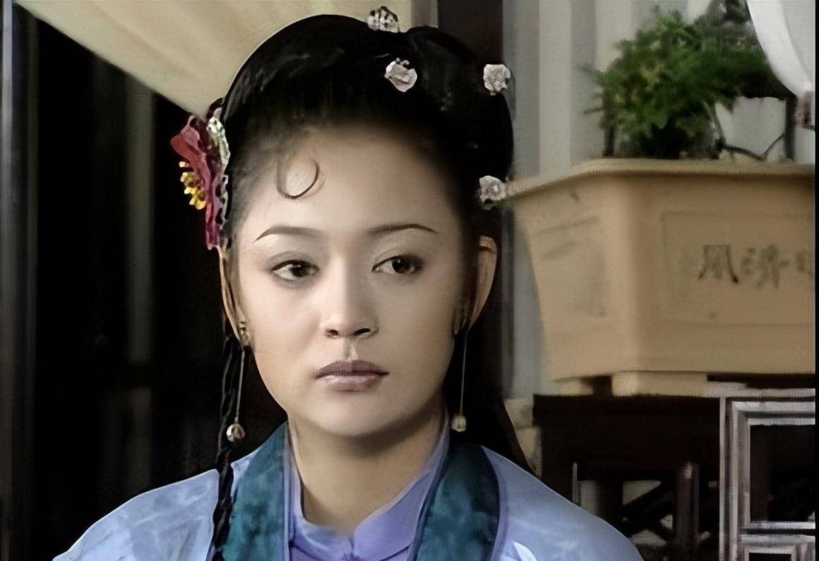 连奕名和陈佳妍的故事,只是人生百态的一个缩影.