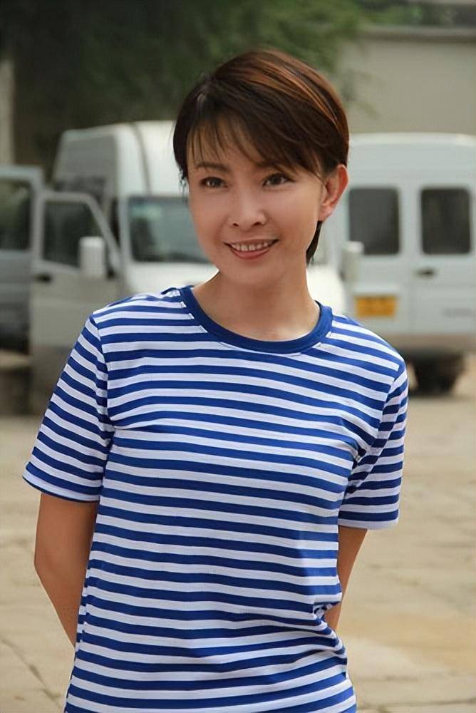 "坏女人"刘威葳:出道24年,与名导恋爱,嫁圈外老公,幸福圆满