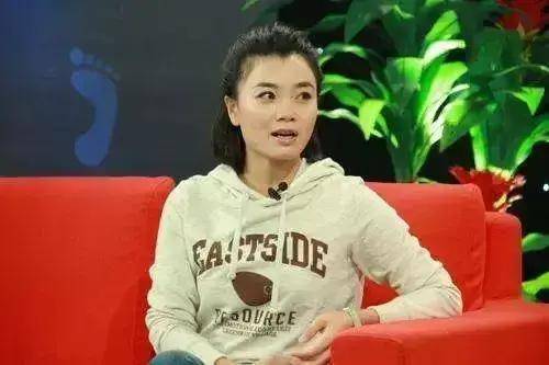 "体操冠军"莫慧兰:17岁就退役,拒绝美国高薪邀请,嫁富豪老公