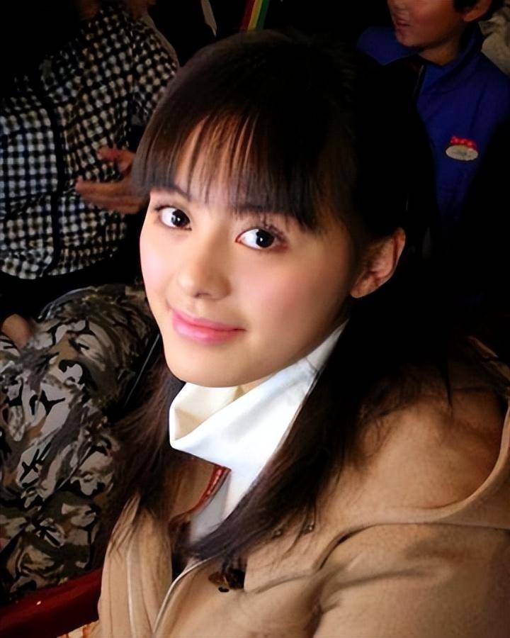 她是"央视亲女儿",出道19年,41次演女主角,36岁没红太可惜