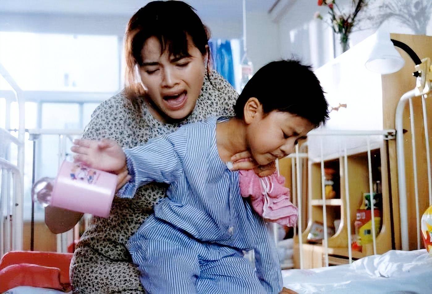 时尚女星石兰:相识9天就闪婚,离婚后嫁外籍丈夫