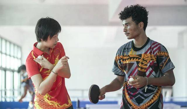 夺冠19次,退役后闪嫁大20岁富商,乒坛大魔王张怡宁今怎样了?