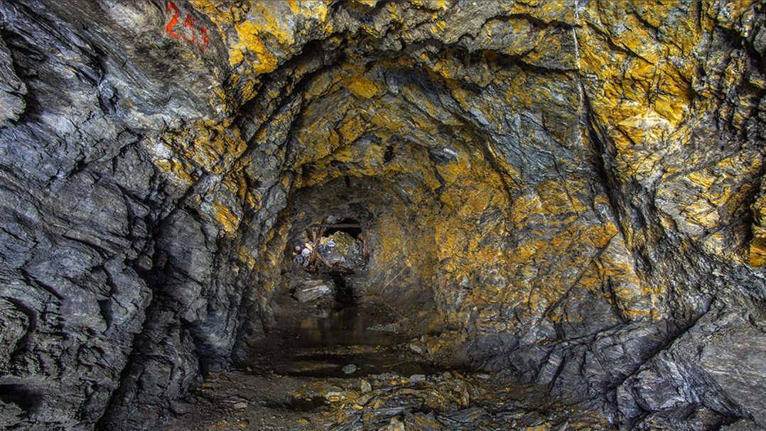 山东发现超大金矿,最大延伸2000多米,矿体厚度62米,可采30多年