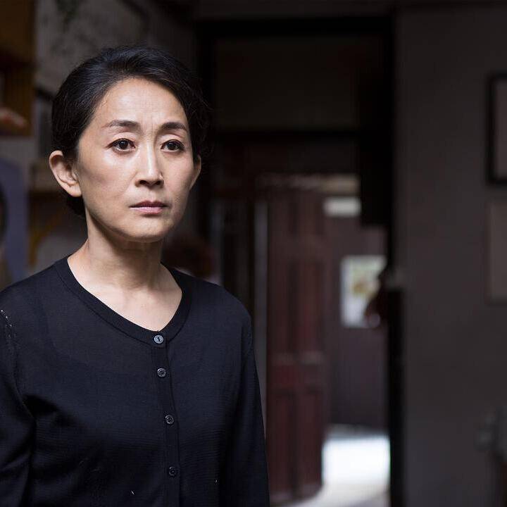 主角的母亲是第一美人