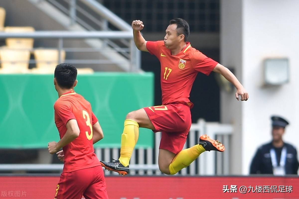 前国脚吐槽现在工资低,80%球员收入只能勉勉强强!