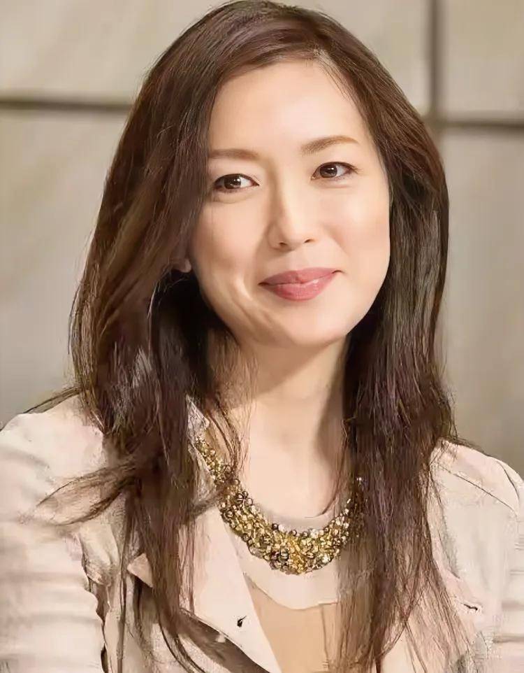 日本昭和年代的十位美人女星,每一位都有独特的风采和韵味!