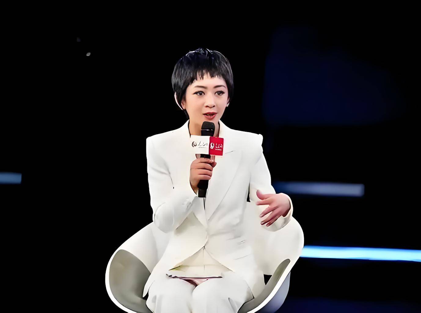 央视原主持人瑶淼接受了子宫切除手术,富商丈夫对她的