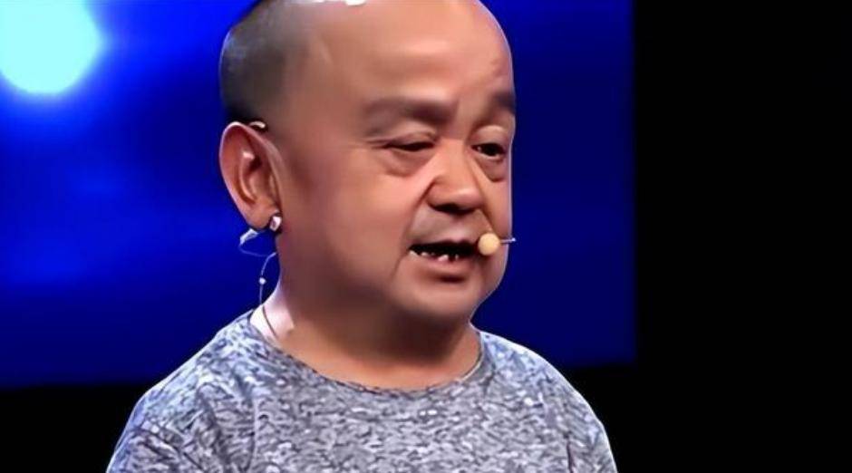 "小阴蚀王"张伸:无戏可拍后惨遭娇妻抛弃,多亏儿子带给他希望