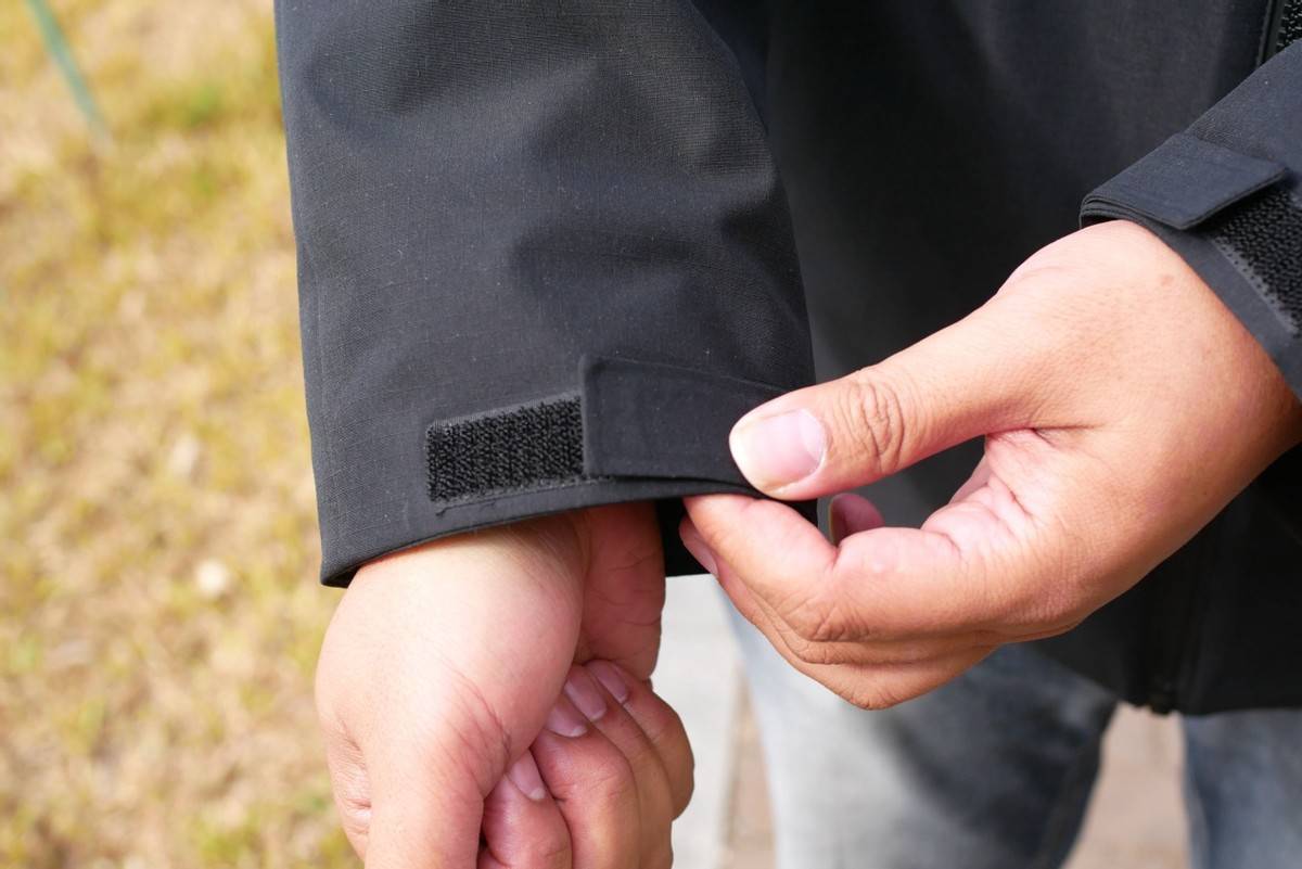 RUNYON智能温控抗寒气绒服：冬日出行好物，科技与时尚的完美碰撞