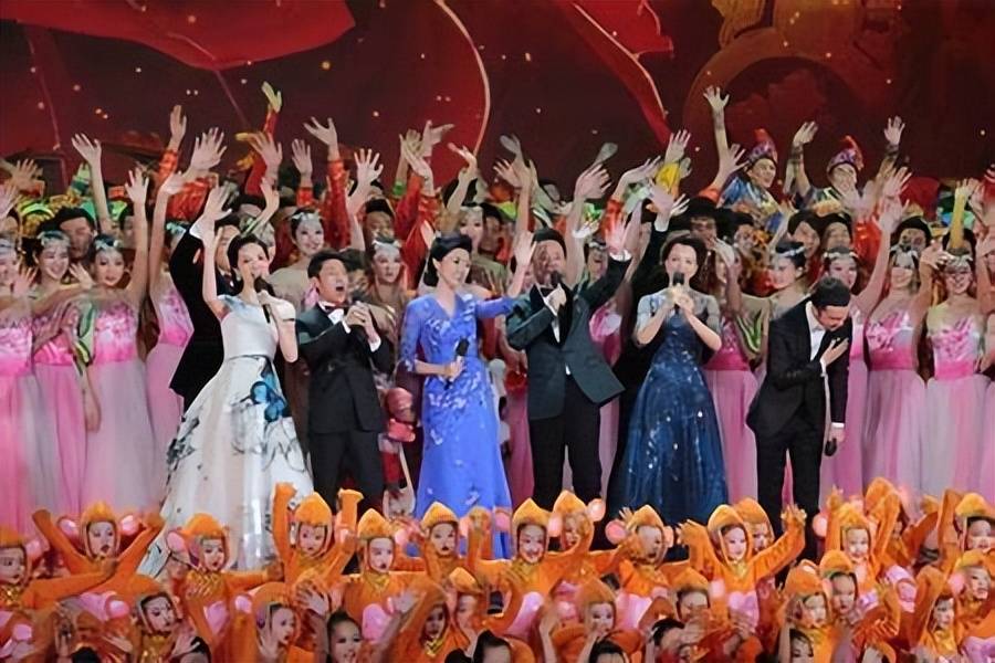 2025春晚进入倒计时，主题已官宣，宋丹丹、赵本山回归呼声高_标识符_小品_如意