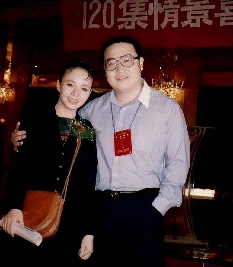 27年后，再看执意嫁给英达的梁欢，再一次印证了当初冯小刚的话！_生活_家庭_梁家人
