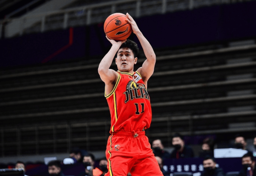 新赛季CBA本土得分前十：林葳第8，郭昊文爆发，胡金秋MVP级