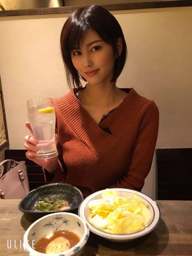 来自搜狐网