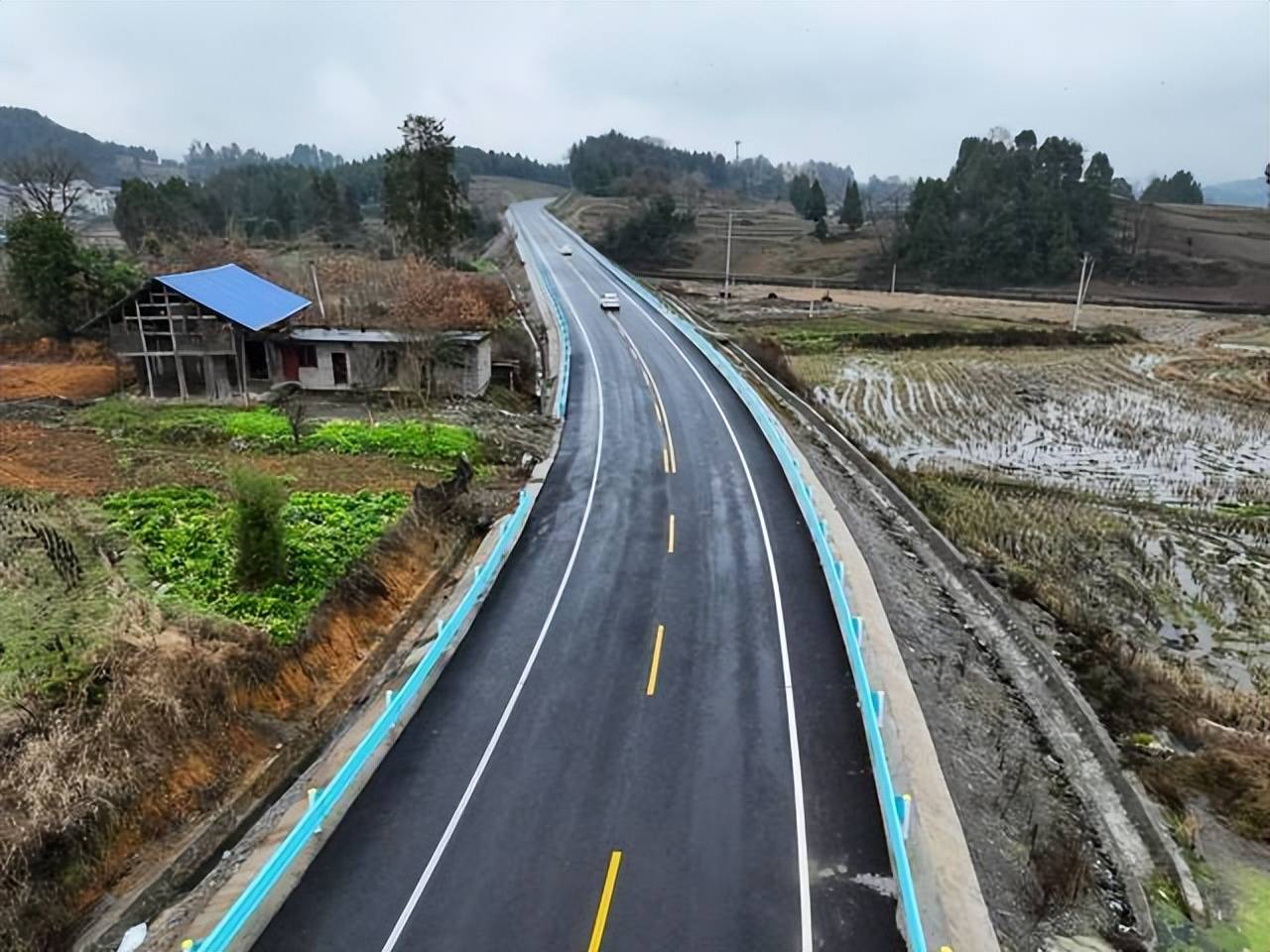 有没有在农村致富门路(现在农村有什么致富门路可做)
