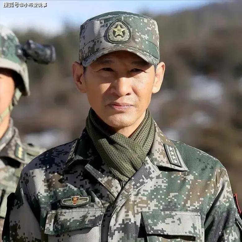 老戏骨王劲松:因傅彪的一句话改变了人生!