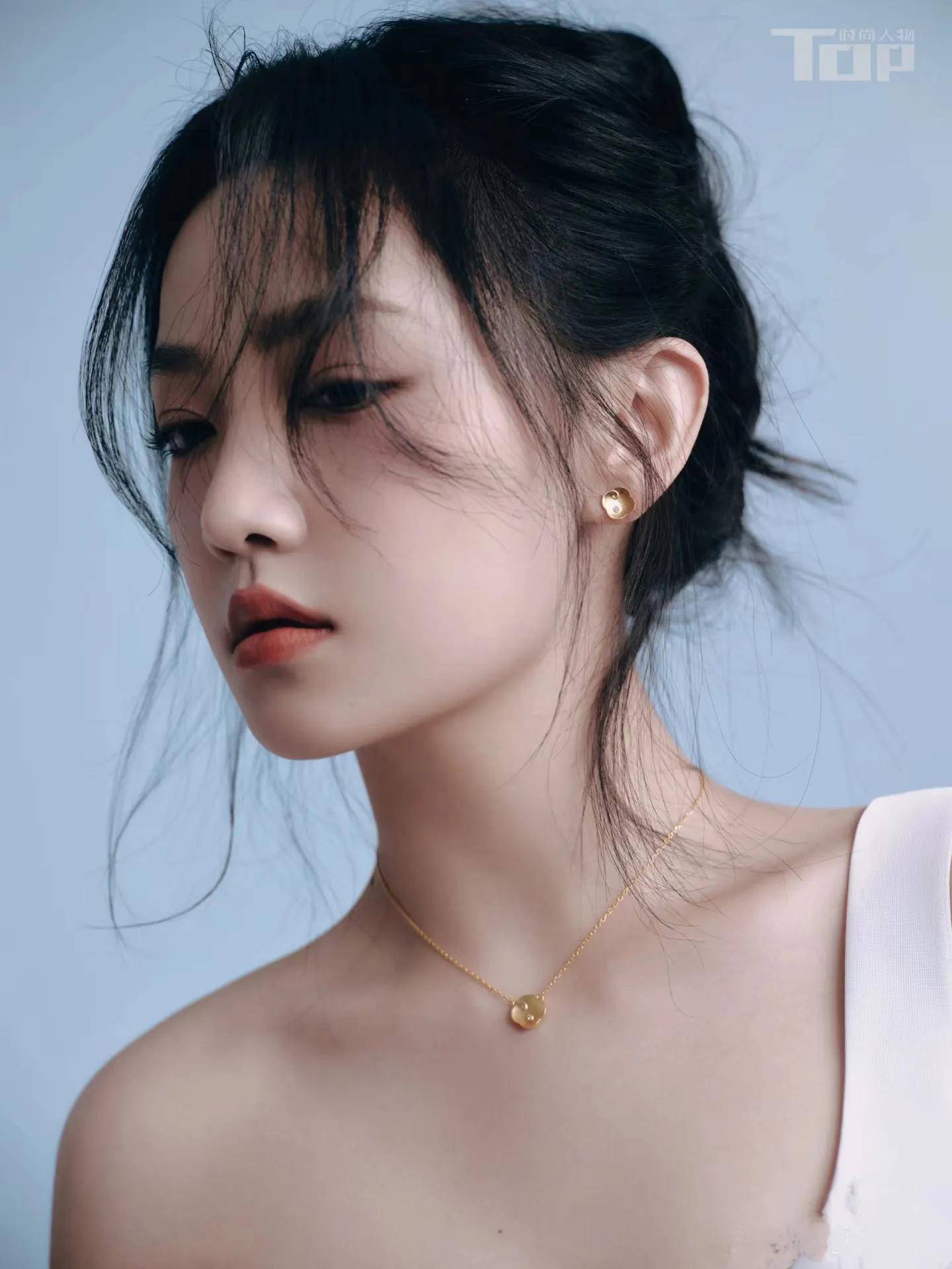 吴佳怡:从青涩新人到荧屏女神的华丽蜕变