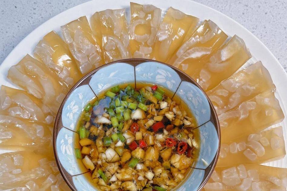 超Q弹猪皮冻,告别胶原蛋白流失,美容又好吃!!_食材_过程_步骤