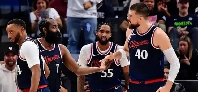 快船哈登联手冲击季后赛 新战术体系引爆球迷期待