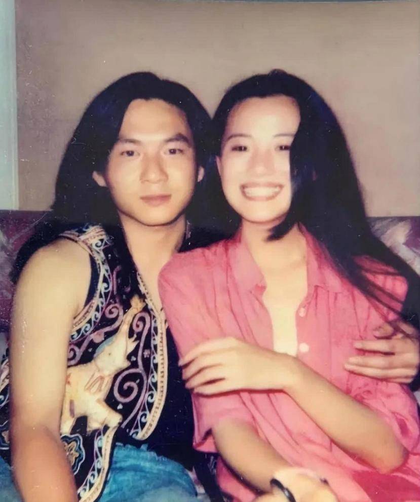 栾树王菲的初恋男友分手后娶金鸡影后是音乐人也是马术冠军