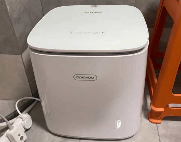 洗内衣裤的洗衣机哪个品牌好?精选排名第一的迷你洗衣机