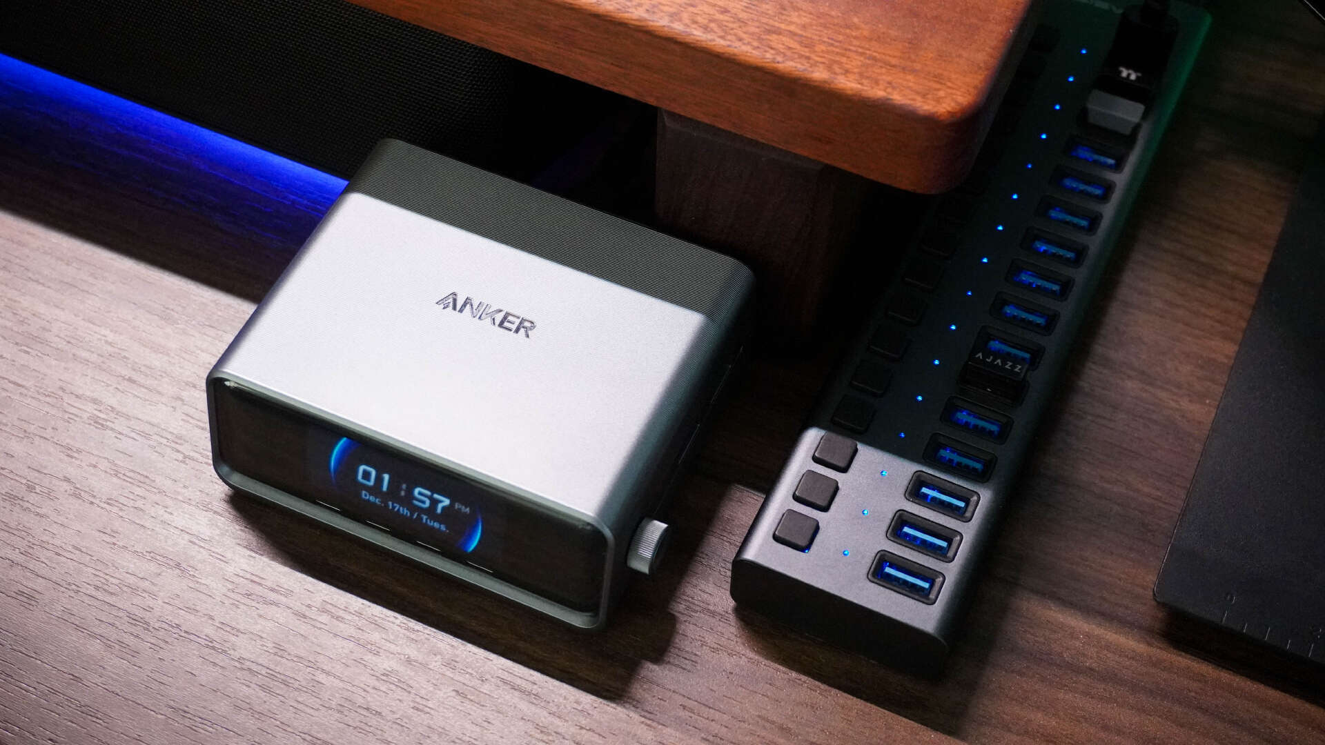 安克创新突破！Anker Prime250W桌面充电器，输出功率随心调