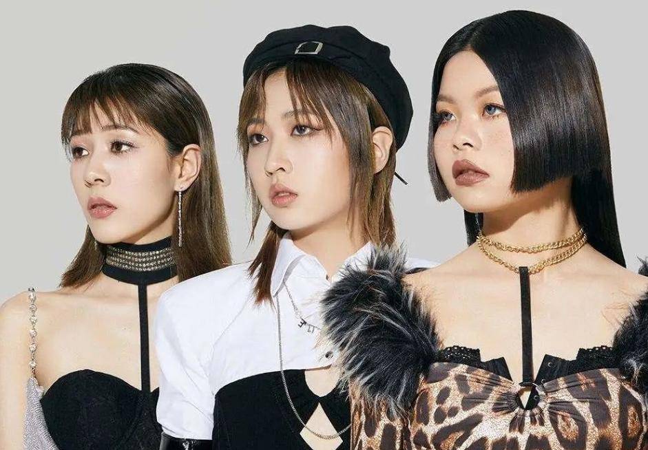 "最丑女团"sunshine,颜值最低的cindy发展最好,其他人哪去了