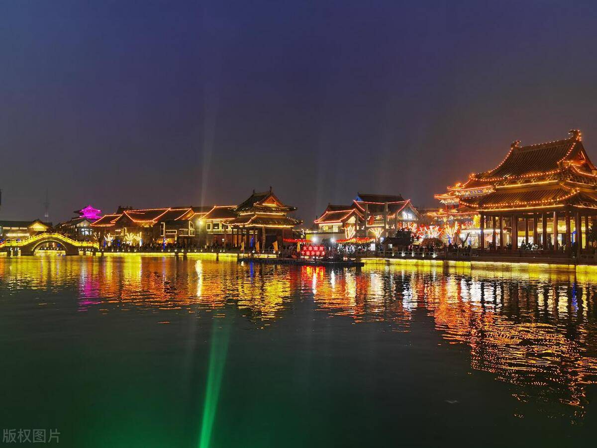 春节最适合去旅游的地方气候怎么样(春节最适合去旅游的地方气候怎么样呢)