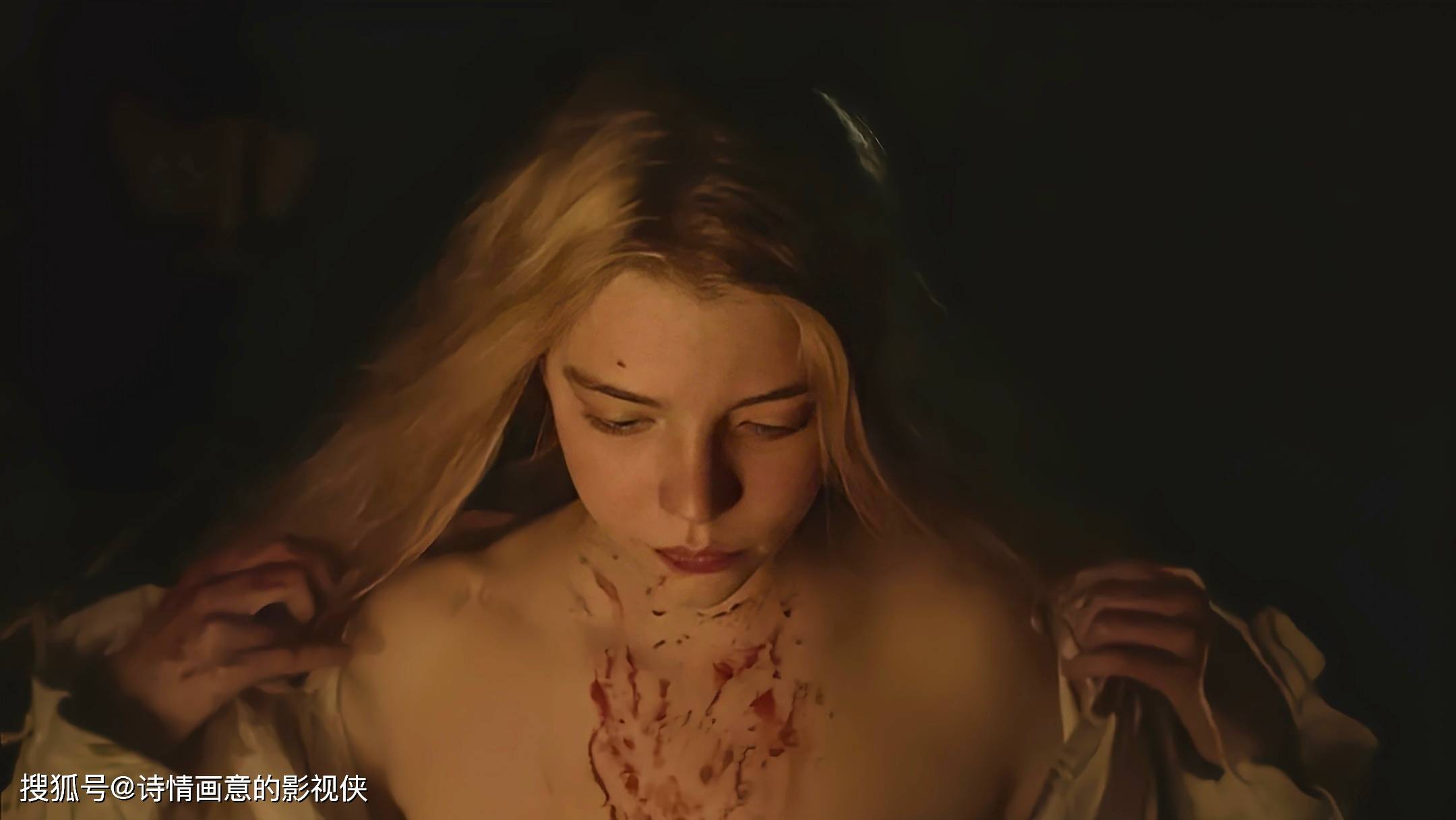 恐怖电影《女巫》:没有血腥暴力,只有氛围营造的深沉恐惧,引领观众