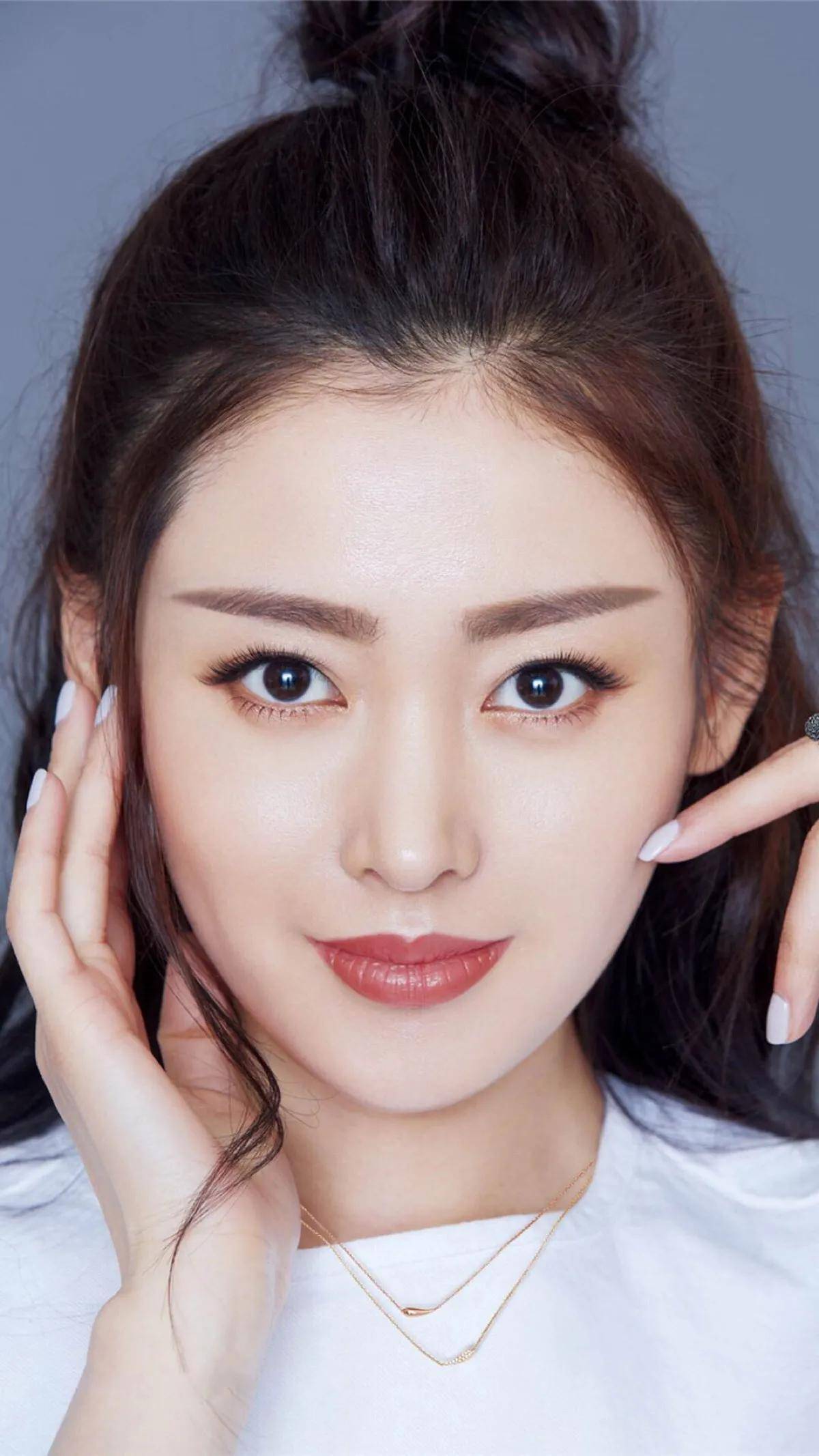 气质女神张天爱