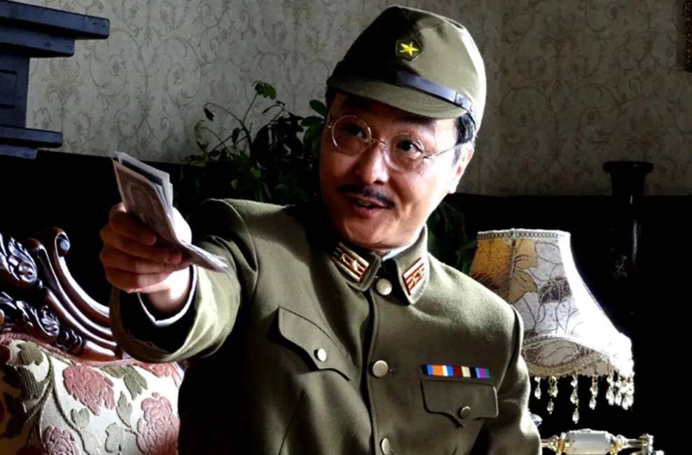 39年前,那个"让妻子独守空房16年,跑去日本发展"的演员钱波,如今怎样