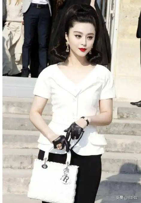与李晨分手五年,范冰冰公开认爱,全网恭喜:终于等到这