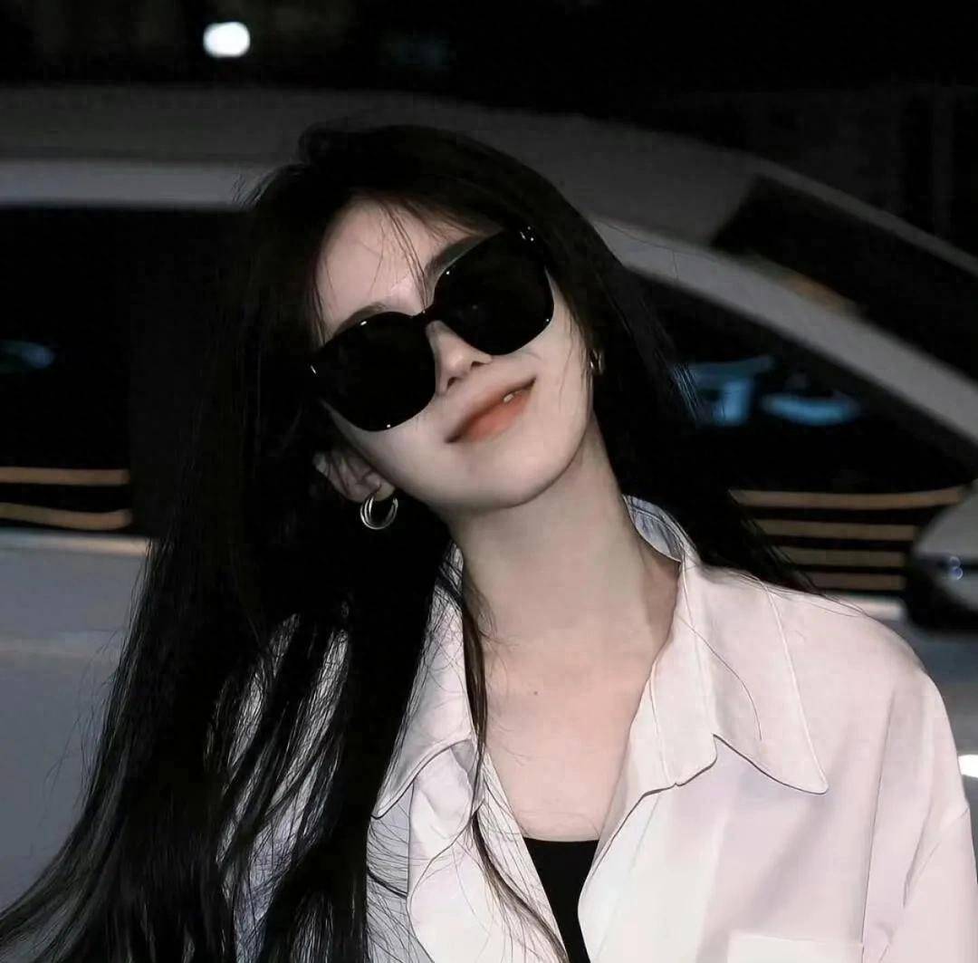 头像,墨镜女孩
