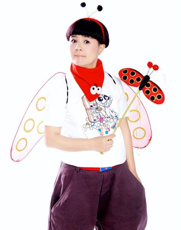 刘纯燕:和王宁结婚36年,和女儿处成"姐妹"