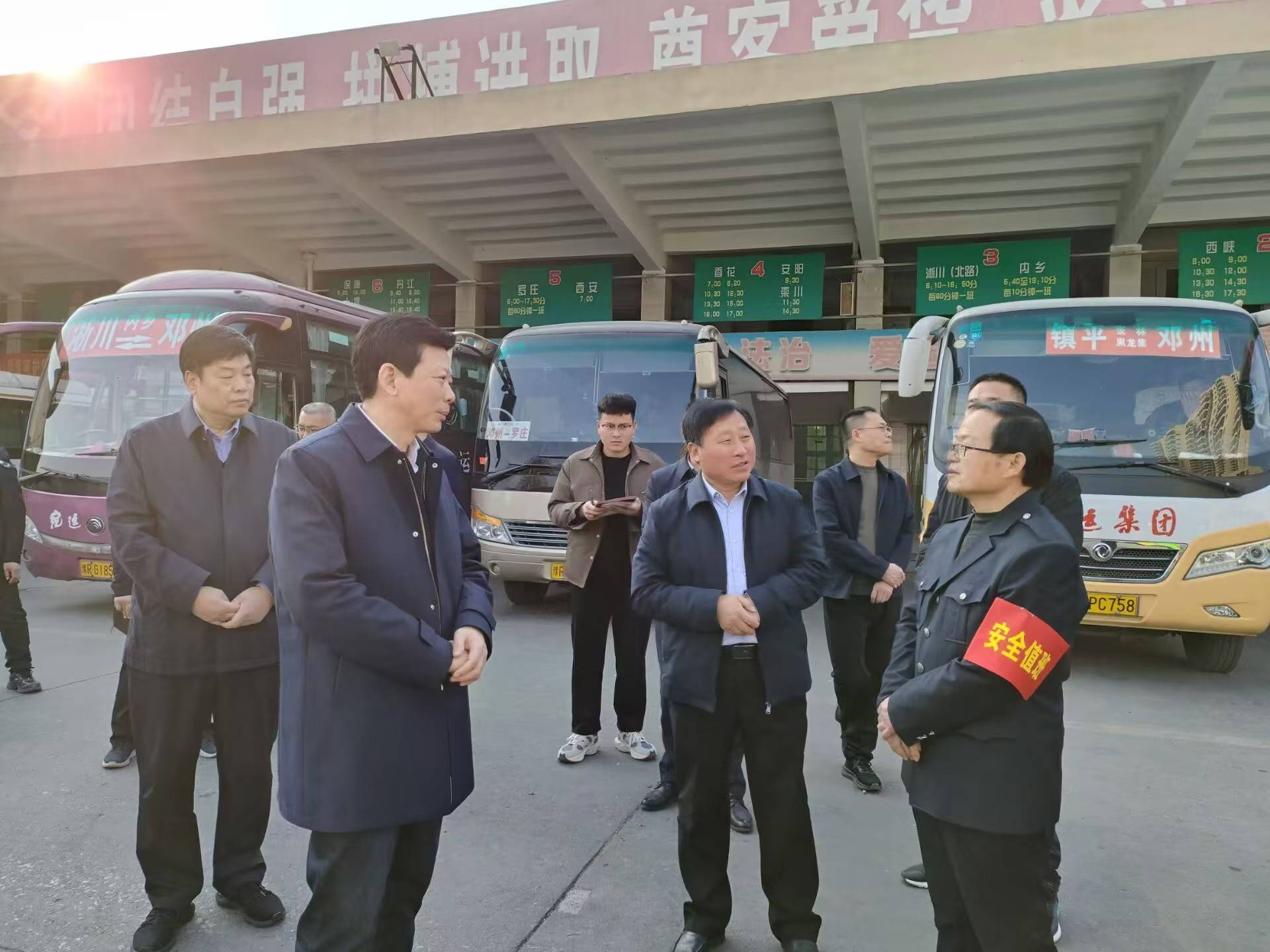 邓州市委书记邓俊峰到宛运汽车站督导检查春运安全生产工作