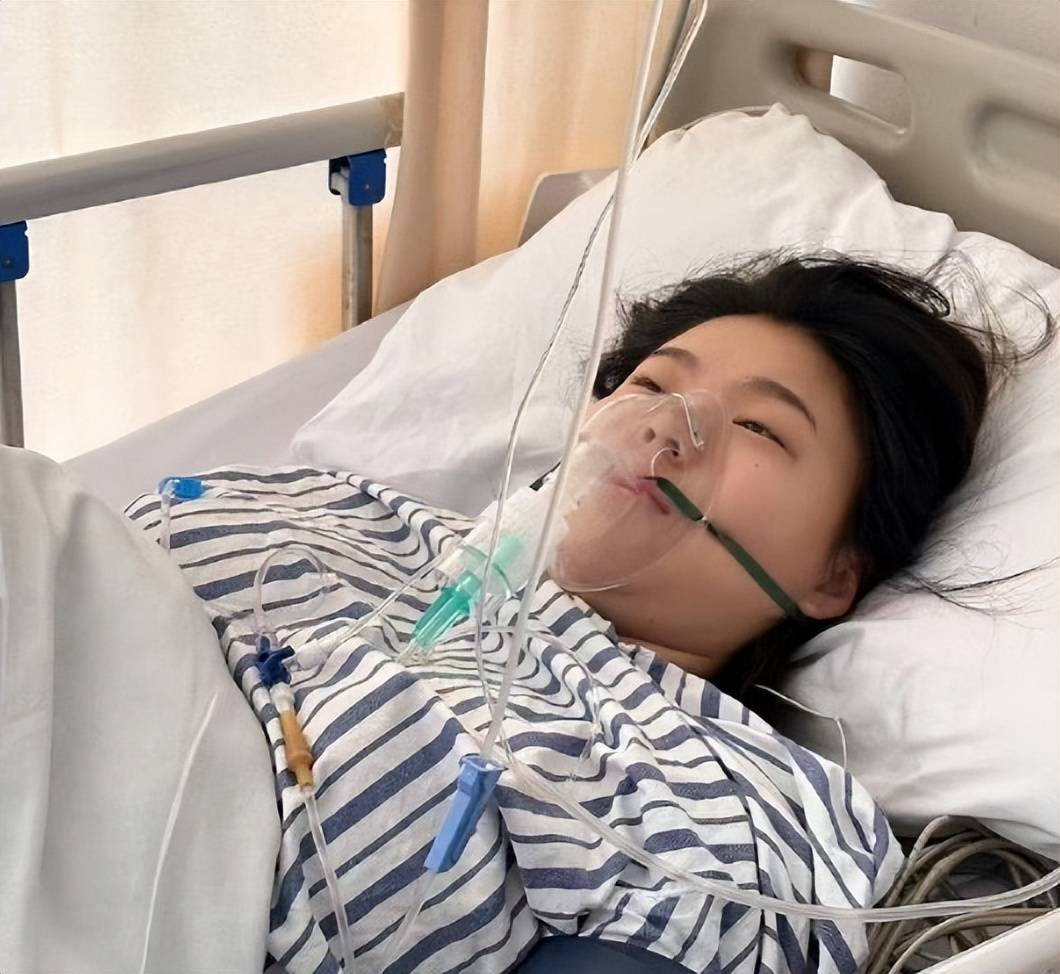 20岁管晨辰住院:自曝备战奥运埋祸根,做手术拆钢板,缝针照片曝光