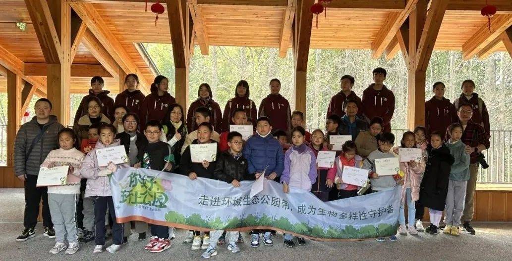 长宁外环林带生态绿道：乌桕树下的自然之旅