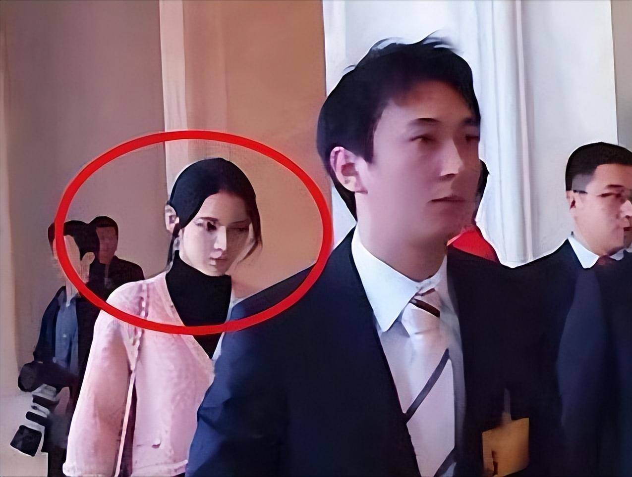 王思聪带五位美女走出酒店，王思聪带五位美女走出酒店是哪一集